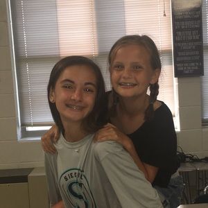 Meet your Posher, Alexis